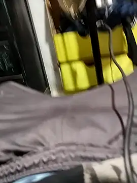 Brayannmml 网络视讯表演