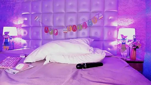 Chatroom XXX en direct de Maddysex_