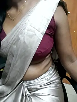 Czat XXX na żywo – Tamilmallu-duskygirl03