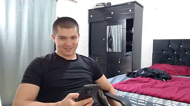 suckmydickbitch97 网络视讯表演