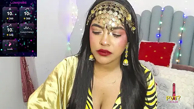 lakshmiraniii's Webcam Show