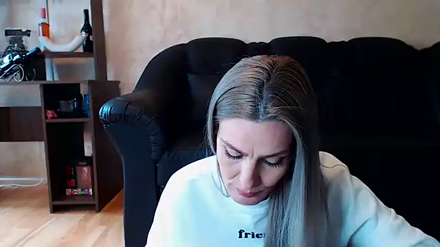 AshlineKatte – Live XXX-chat