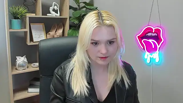 SweetLilyxo – Live XXX-chat