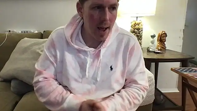 9VOLTT élő XXX-chatje