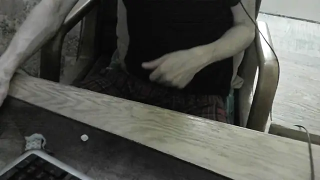 Show modela FiSTALiTY na web-kameri