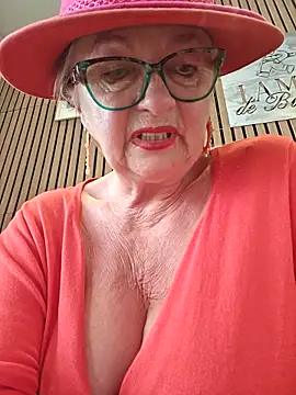 Hot-Muci's Webcam Show