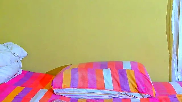 Augustine-Blooomxx 라이브 XXX 채팅