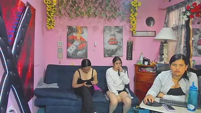 lesbiancuple 라이브 XXX 채팅