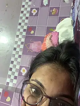 Chat +18 de Sandhya_77 ao vivo