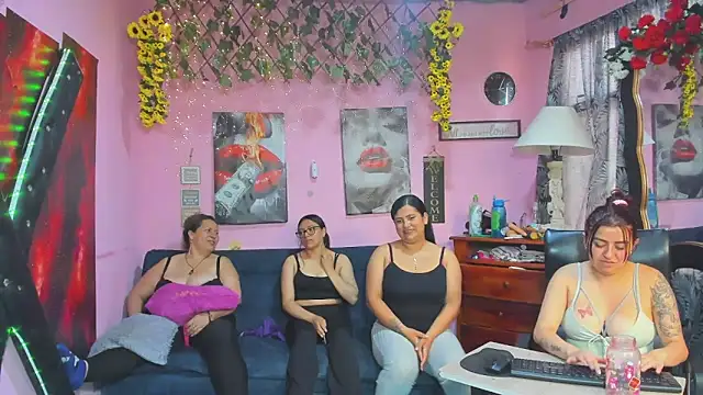 Chat XXX en directo de lesbiancuple