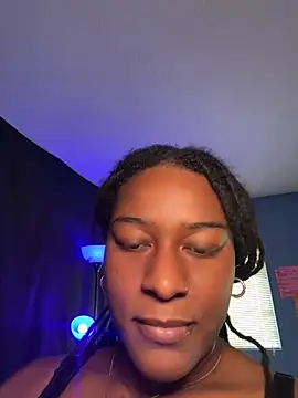 CoCoGoddess_: онлайн-секс-чат