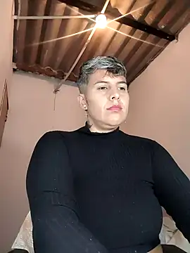 Czat XXX na żywo – Yessi_rousse