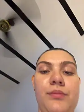 Czat XXX na żywo – Eva_stark10