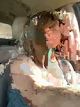 RagingRebecca Chat XXX in diretta