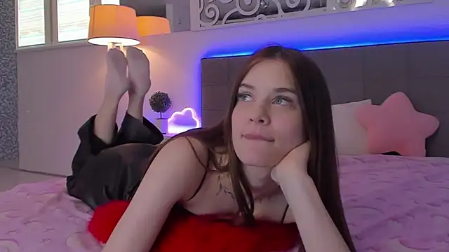 Chatroom XXX en direct de LuisaClover