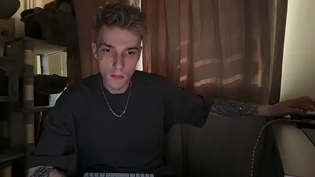 davesinner Pertunjukan Webcam