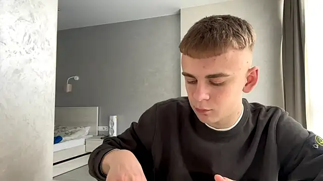 XXX chat uživo modela SoloFury