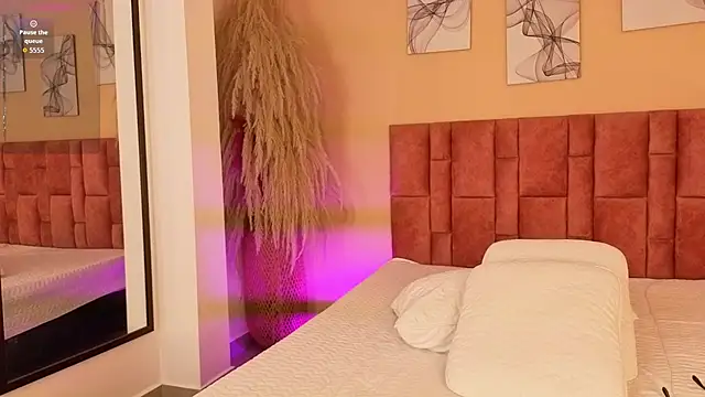 emmy_danielss' Live XXX Chat