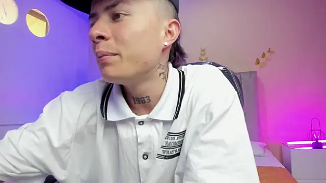 Nascary_Fox Show Webcam