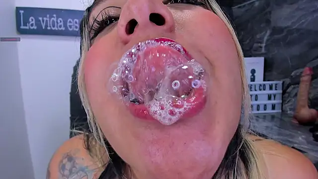 miss_danika: απευθείας συνομιλία ΧΧΧ