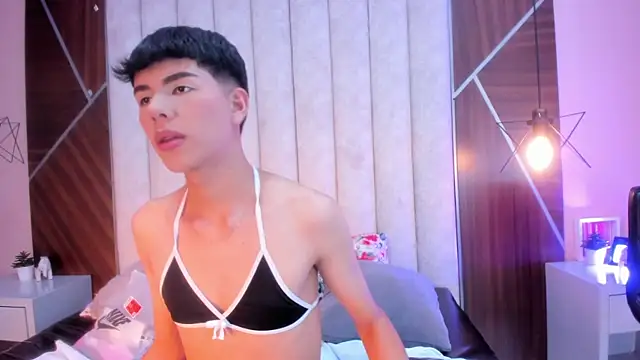 Živý XXX chat CAROLYNFOSTER