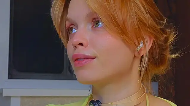 sinteas' Live XXX Chat