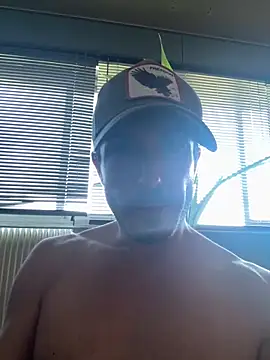 DaMiAn_FF_: онлайн-секс-чат