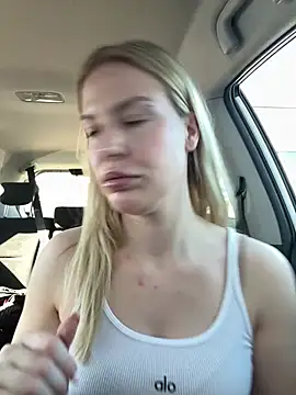 Chloemillerrxx – webcam-show