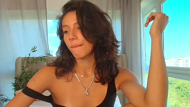 Carol_Daniel Adlı Modelin Canlı XXX Sohbeti