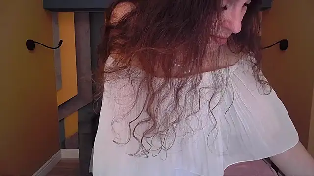 Chat XXX en directo de EllaLong