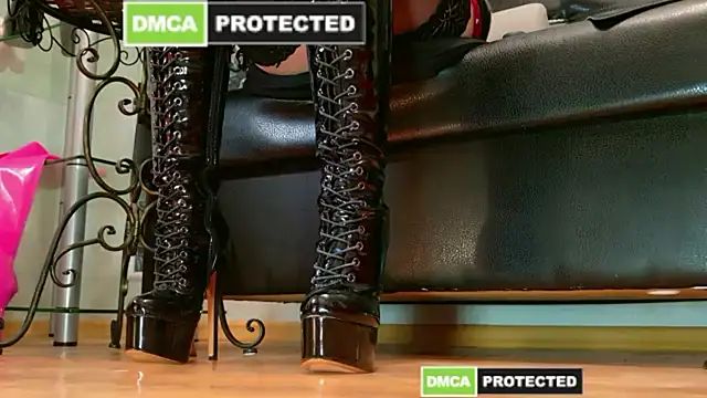 Czat XXX na żywo – KimDomme