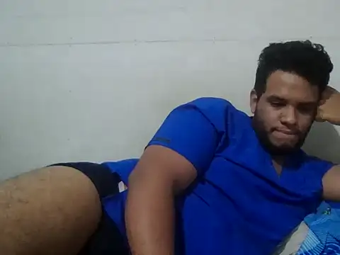 Вебкам-шоу josecamsex27