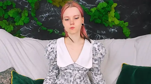 Lina_Veyra 即時 XXX 聊天