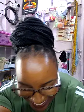 Goddess_of_Hearts' Live XXX Chat