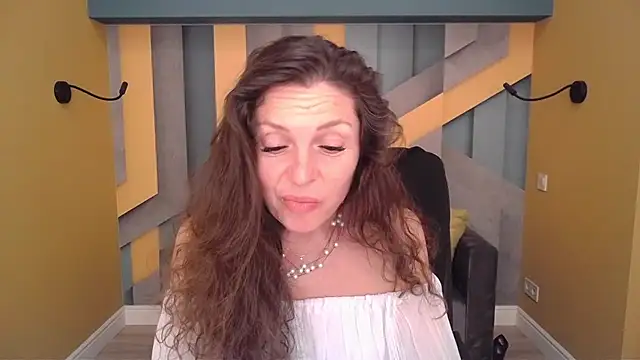 EllaLong Live XXX-chat