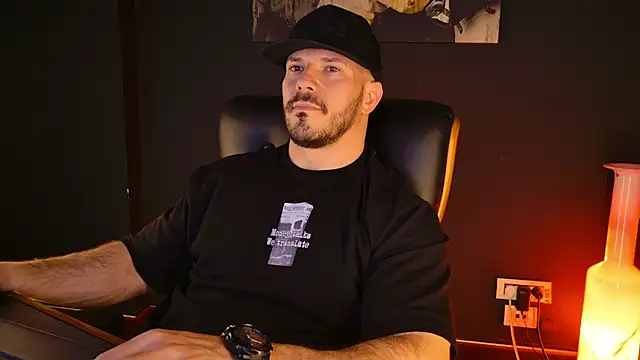 AngeloEric 现场XXX聊天