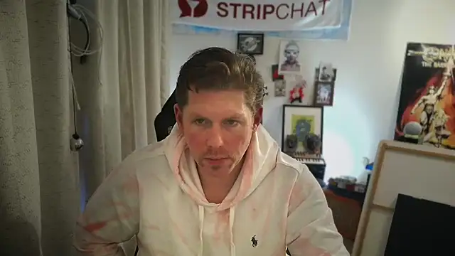 Pokazy przed kamerką – 9VOLTT