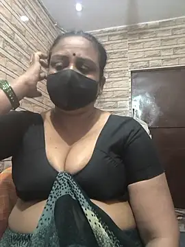 MissNaina Webcam-Show