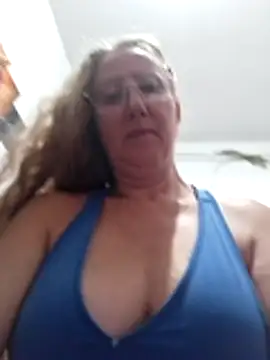 MILEIDE980 即時 XXX 聊天