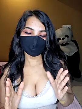 Noor-Bold – Live XXX-chat