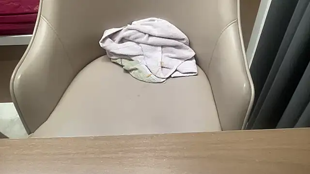 Show Webcam de sassypooja