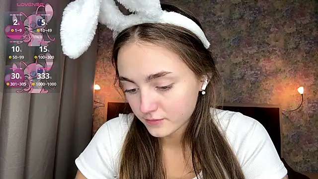 LoraDavi 现场XXX聊天