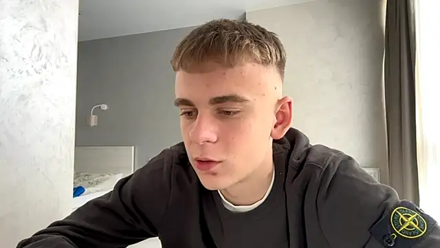 SoloFury live XXX chat