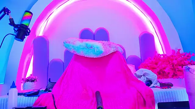 Chat +18 de NathaxaLeans ao vivo