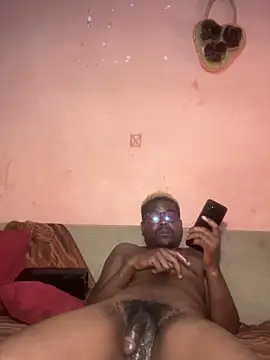 Maskman941 Chat XXX in diretta