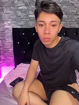 Noah_ledom Webcam Show