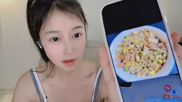 Onechestnut's Live XXX Chat