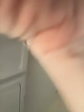 RagingRebecca 即時 XXX 聊天