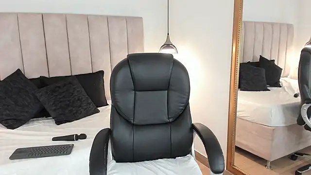 Chat XXX en directo de Megan-8