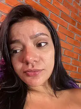 Chat XXX en directo de agathamarrshall_